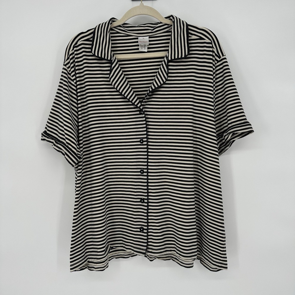 Hanna Andersson Women's Black and Cream Striped Short Sleeve Pajama Shirt In XXL - Picture 2 of 8